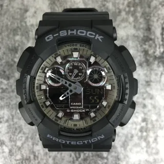 Casio G-Shock GA-100 Montre Sport en Résine Noire Mate