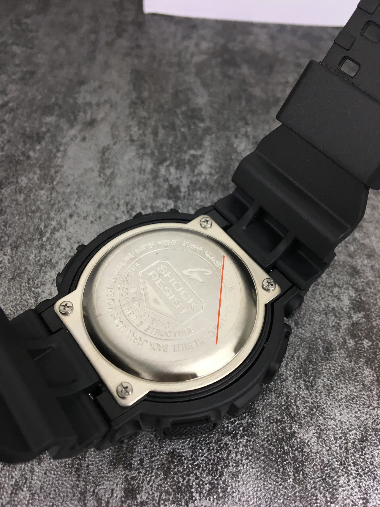 Casio G-Shock GA-100 磨砂黑树脂运动手表 3