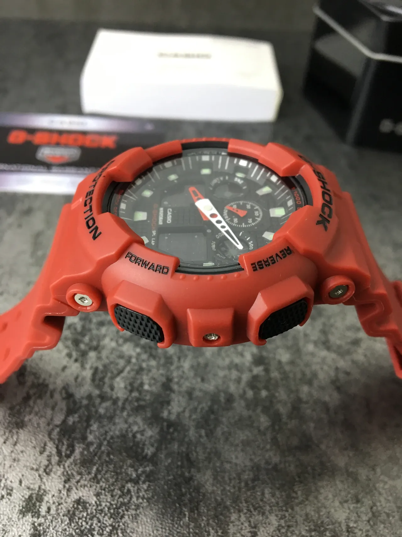 Casio G-Shock GA-100 橙色树脂运动手表 4