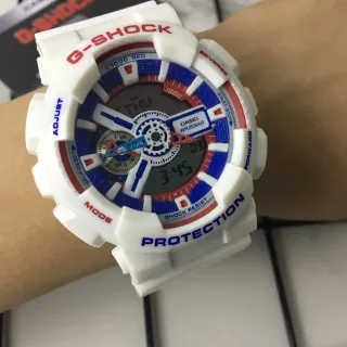 Casio G-Shock GA-110 白红蓝运动手表