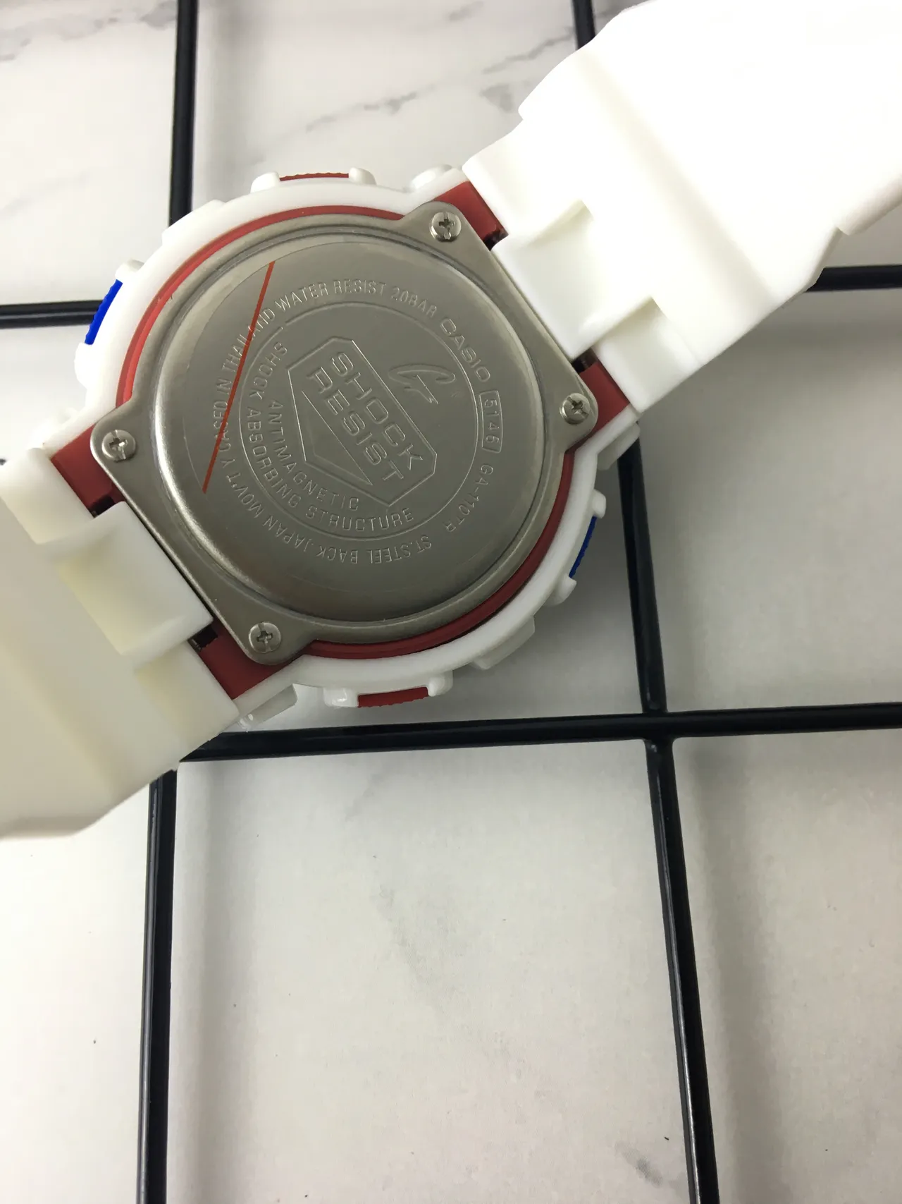 Casio G-Shock GA-110 白红蓝运动手表 5