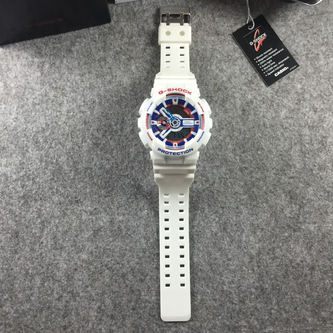 Casio G-Shock GA-110 白红蓝运动手表 7