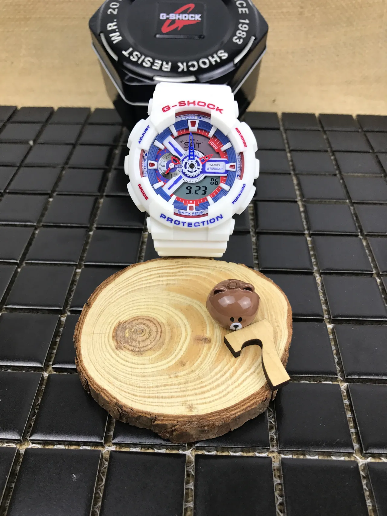 Casio G-Shock GA-110 白红蓝运动手表 17