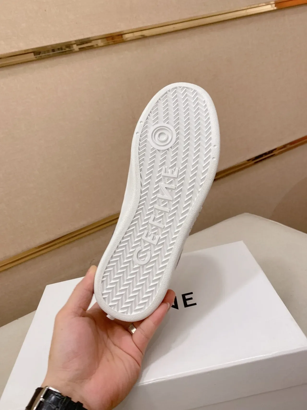 Celine CT-01 সাদা ও কালো চামড়ার লাইফস্টাইল স্নিকার 2