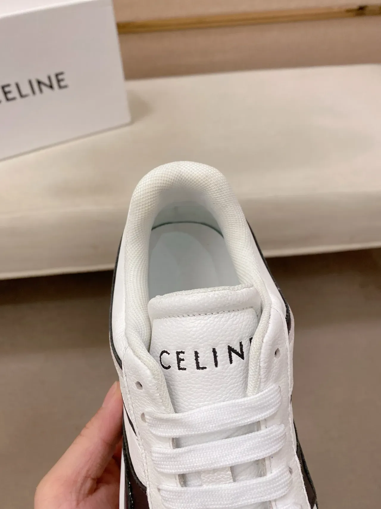 Celine CT-01 সাদা ও কালো চামড়ার লাইফস্টাইল স্নিকার 4