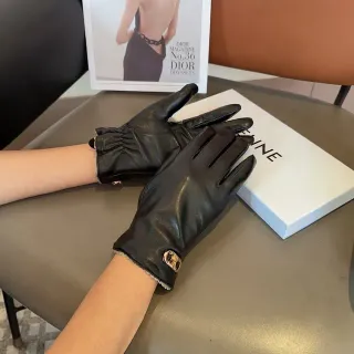 Celine Triomphe Black White Smooth Ruched Wrist Leather Gloves