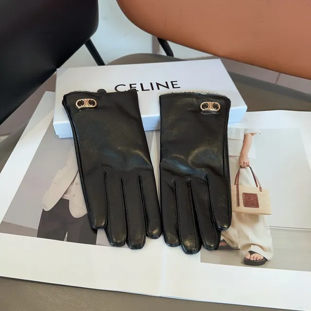Celine Triomphe 黑白光滑褶皱手腕皮革手套 8