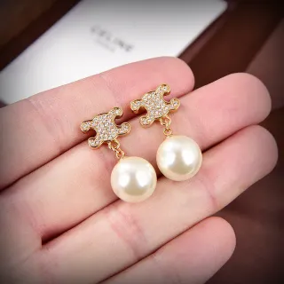 Celine Triomphe Motif Pave सोने जैसा मोती लटकते कानों की झांसी