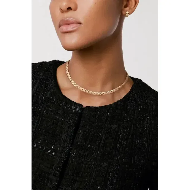 Chanel Bijoux Fantaisie Colar Choker com eslabões de diamante em ouro dourado matelassê 2
