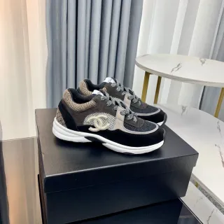 شانيل أحذية سوداء بيج مع طبقة قماش علوية، لوحة نسيج herringbone، chunky sneakers