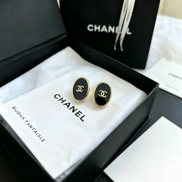 Chanel Black Gold Oval Stud Enamel Earrings 10