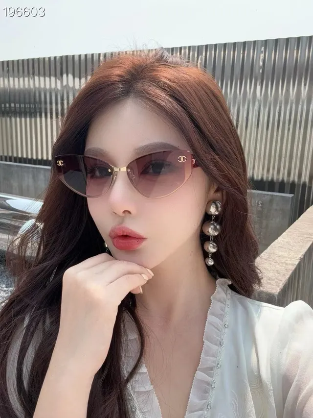 Chanel Cat-Eye Gradient Lens Gafas de sol 3