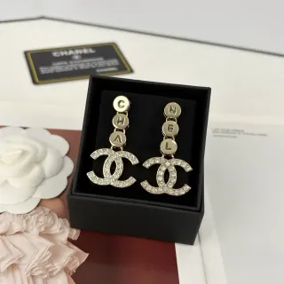 Chanel CC Logo Brincos Prata Transparente Cristal-Pavé Letter-Charm