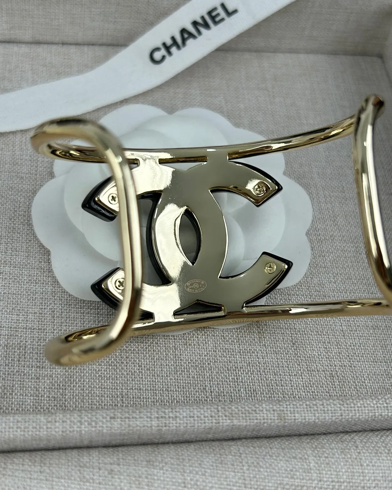 Chanel Classic Flap কালো সোনালী কোয়িল্টেড ডায়মন্ড স্টিচিং CC Turn-Lock ক্লাস্প হ্যান্ডব্যাগ 2