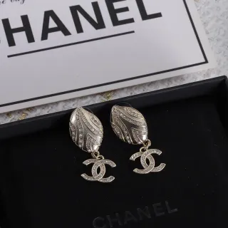 Chanel Boucles d'oreilles Cristal Feuille Pendantes