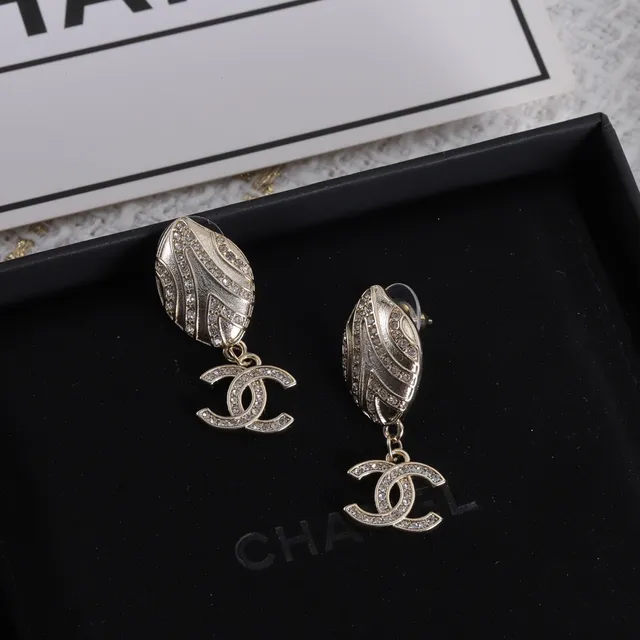 Chanel Crystal Leaf Drop Earrings 7