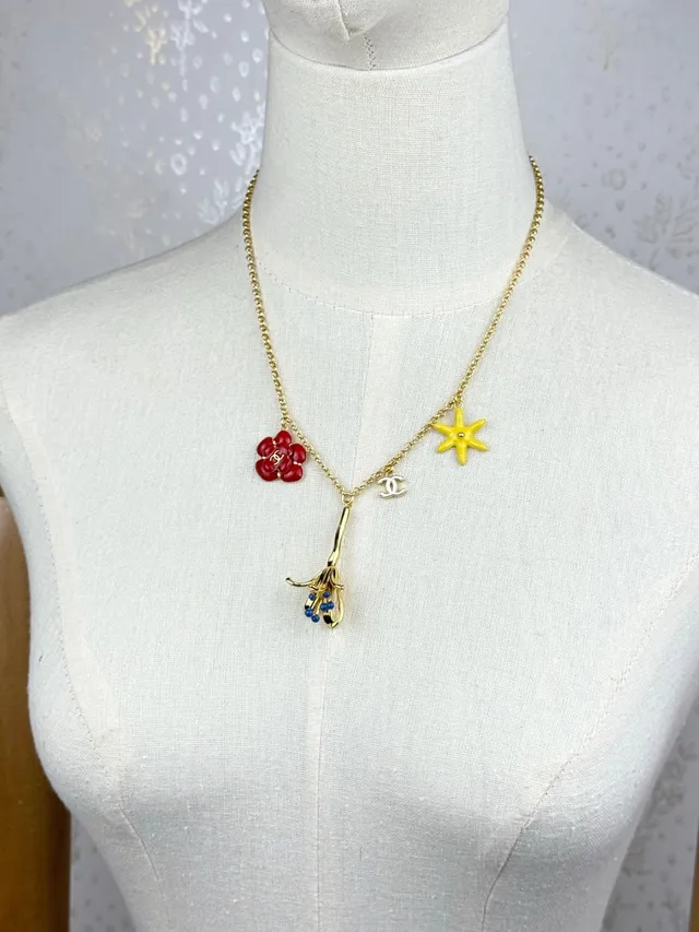 Chanel Charm Floral Or-Ton Émail Collier 4
