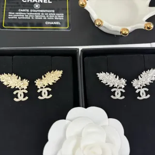 Chanel نمط أوراق بلورة أقراط قطرة