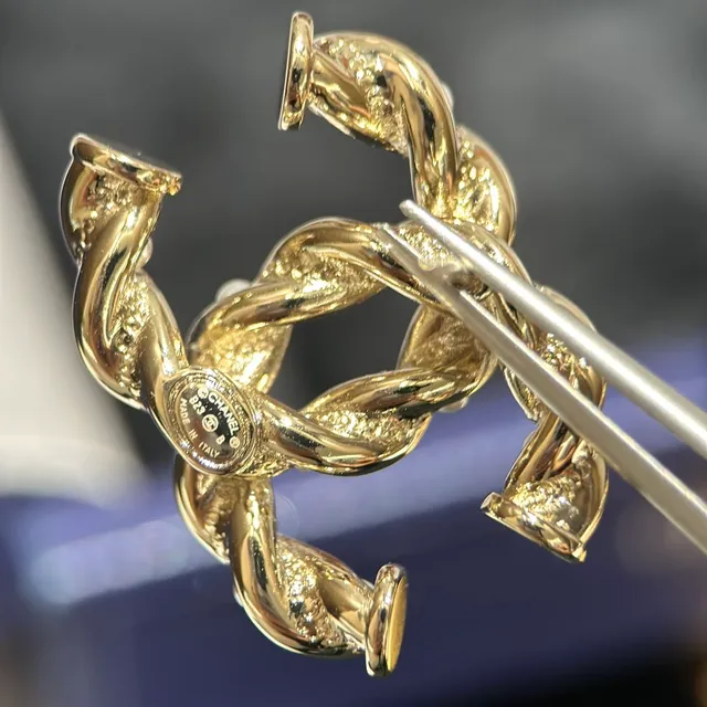 Chanel Twisted CC Pearl and Crystal Earrings 3