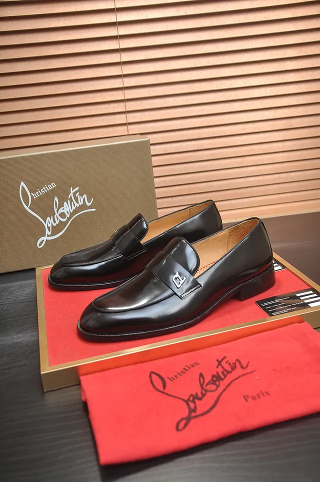 Christian Louboutin Noir Rouge Cuir Brillant Métal CL Boucle Sangle Mocassin 4