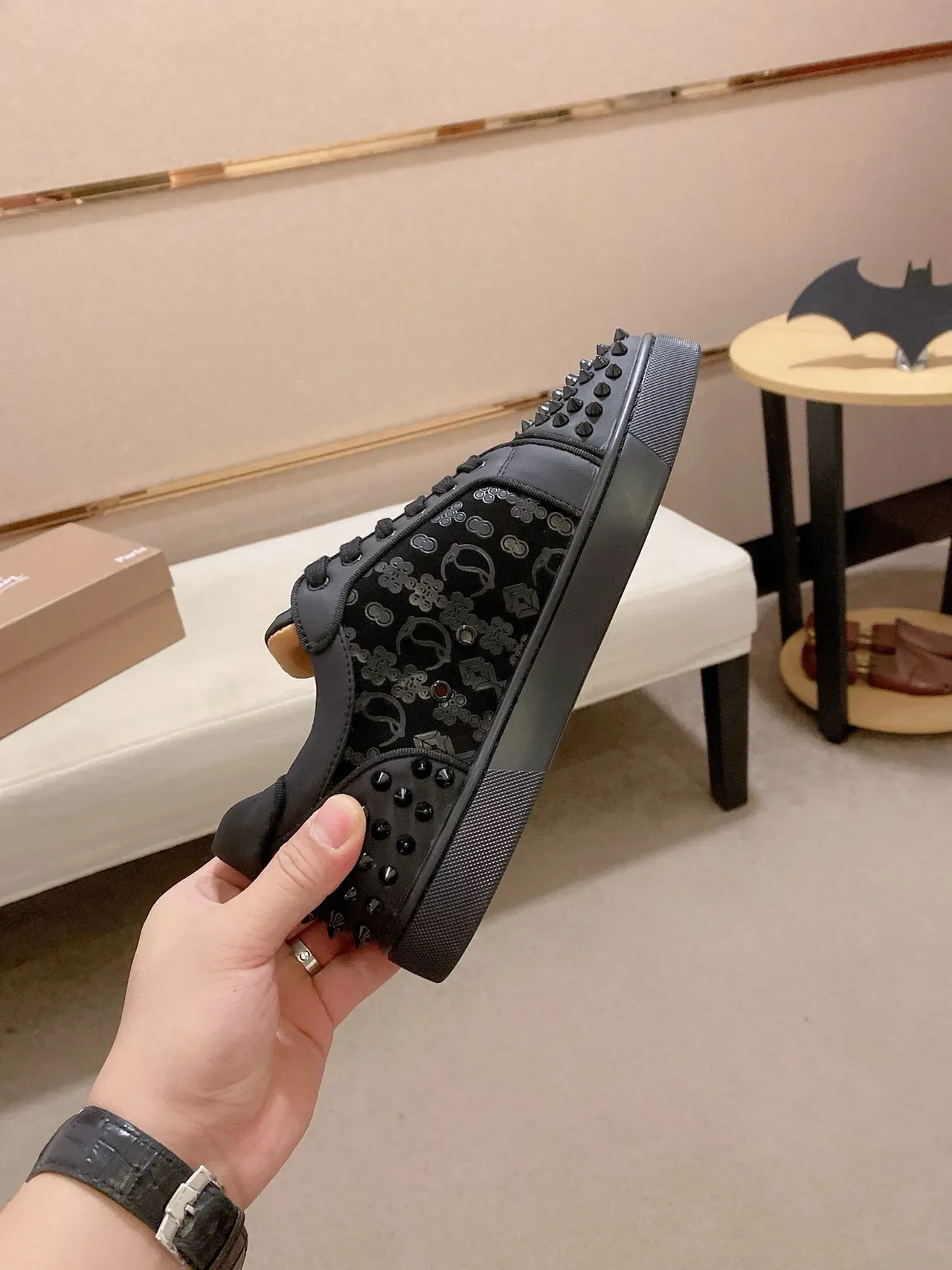 Christian Louboutin Spike Sneaker Chaussures Lifestyle Monogram Tonal Noir 5