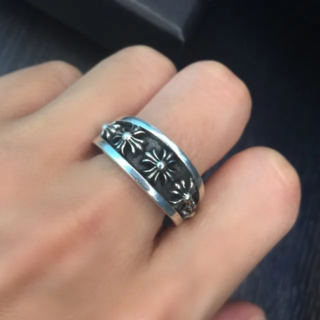 Chrome Hearts ফ্লোরাল ব্যান্ড রিং রূপালী চওড়া খোদাই করা মোটিফ রিং 4