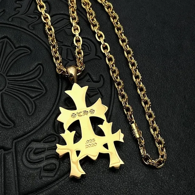 Colar Chrome Hearts Triple Cross Pavé Tono Dourado 5
