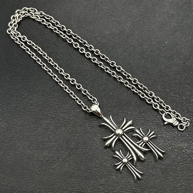 Chrome Hearts Triple Cross रिवेटेड चांदी का हार 6