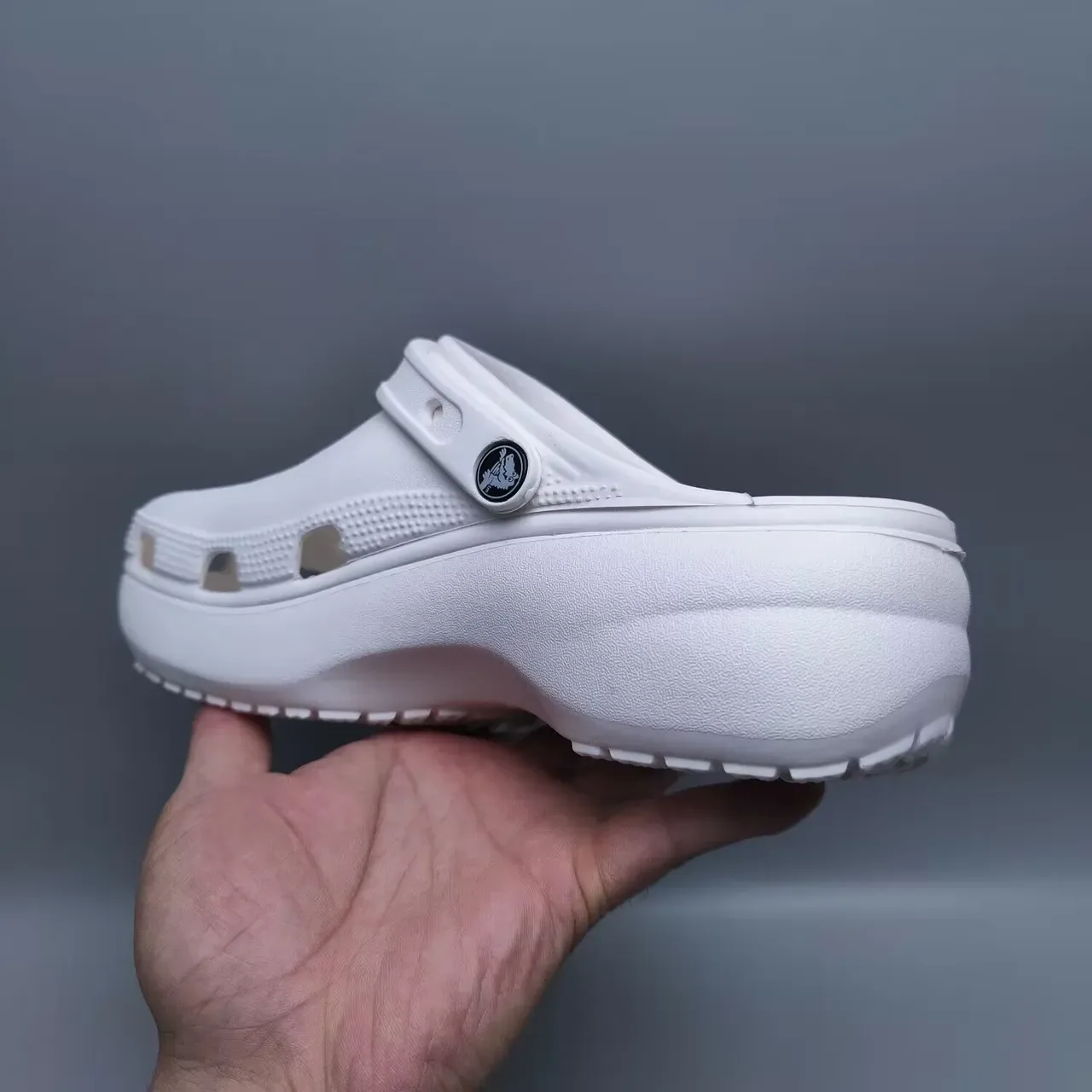 Crocs Classic Clog Blanc Mousse Moldée 5