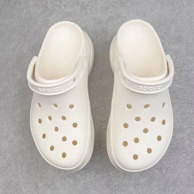 Crocs Classic Clog সাদা প্ল্যাটফর্ম 9