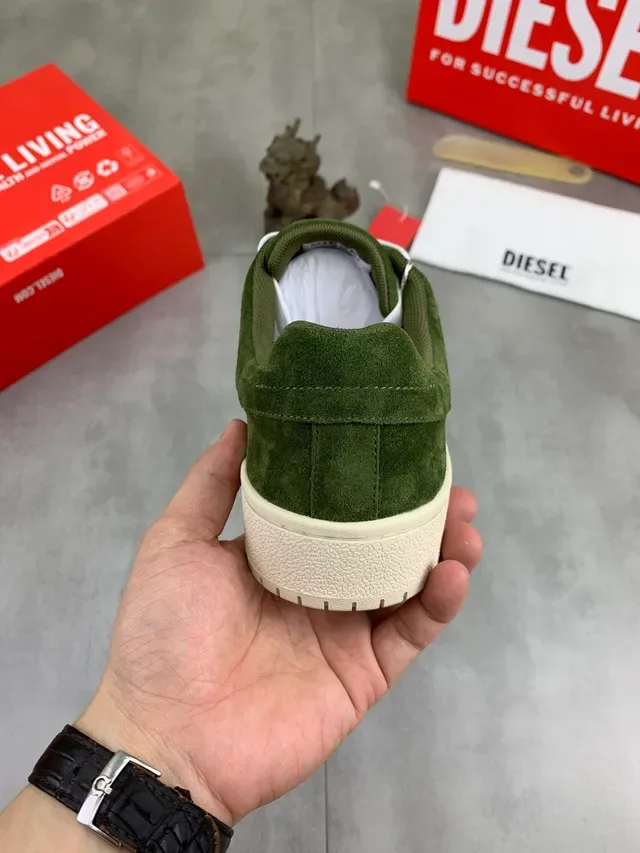 Diesel 橄榄绿麂皮低帮休闲运动鞋 4