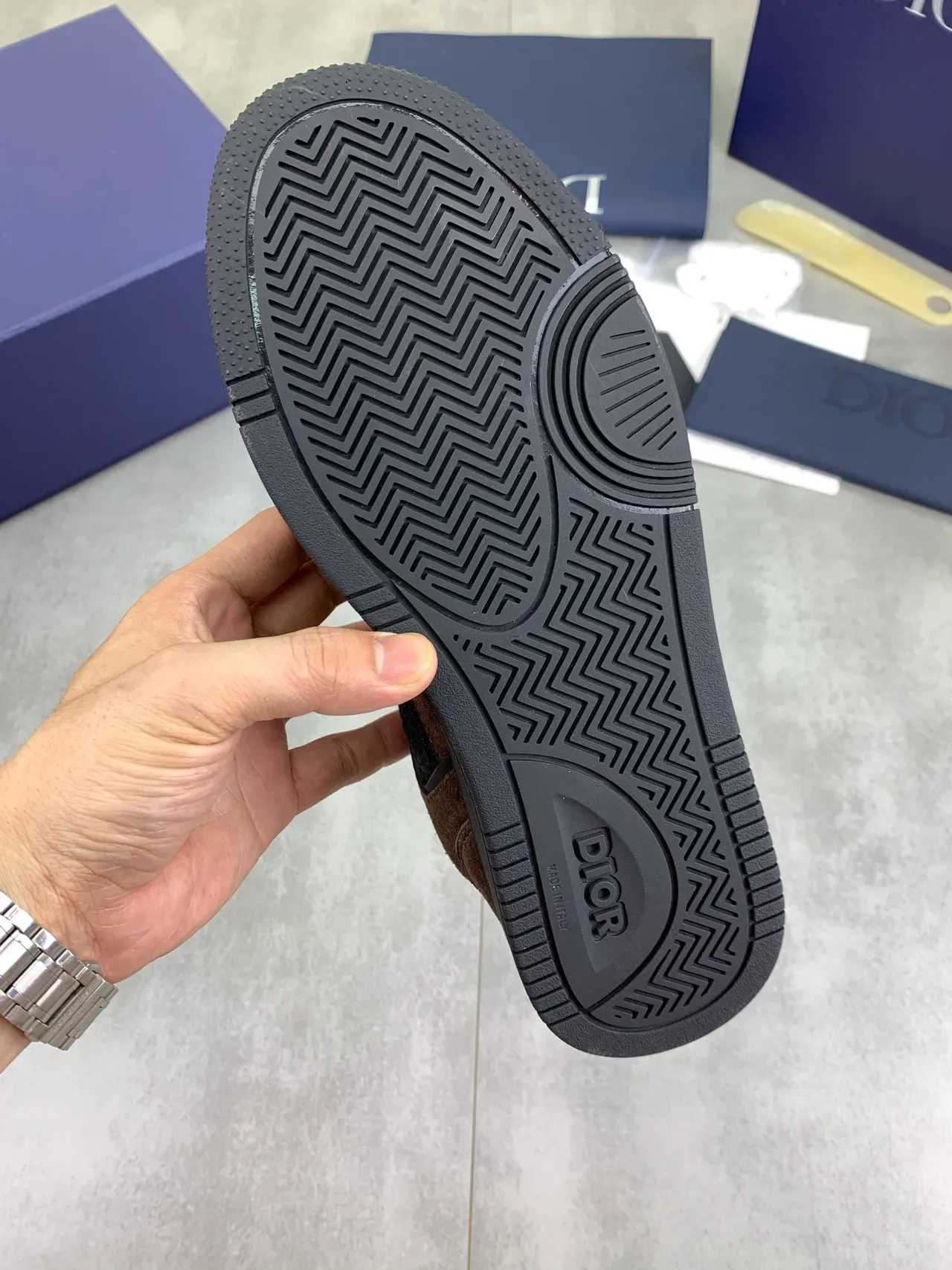 Dior B23 Tênis Lifestyle de Camurça Marrom e Preto Monogram 3