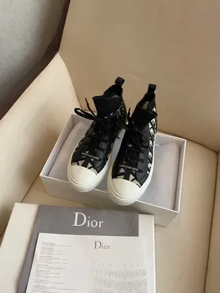 Dior B23 Sneakers lifestyle noir et beige à l'impression monogram 2