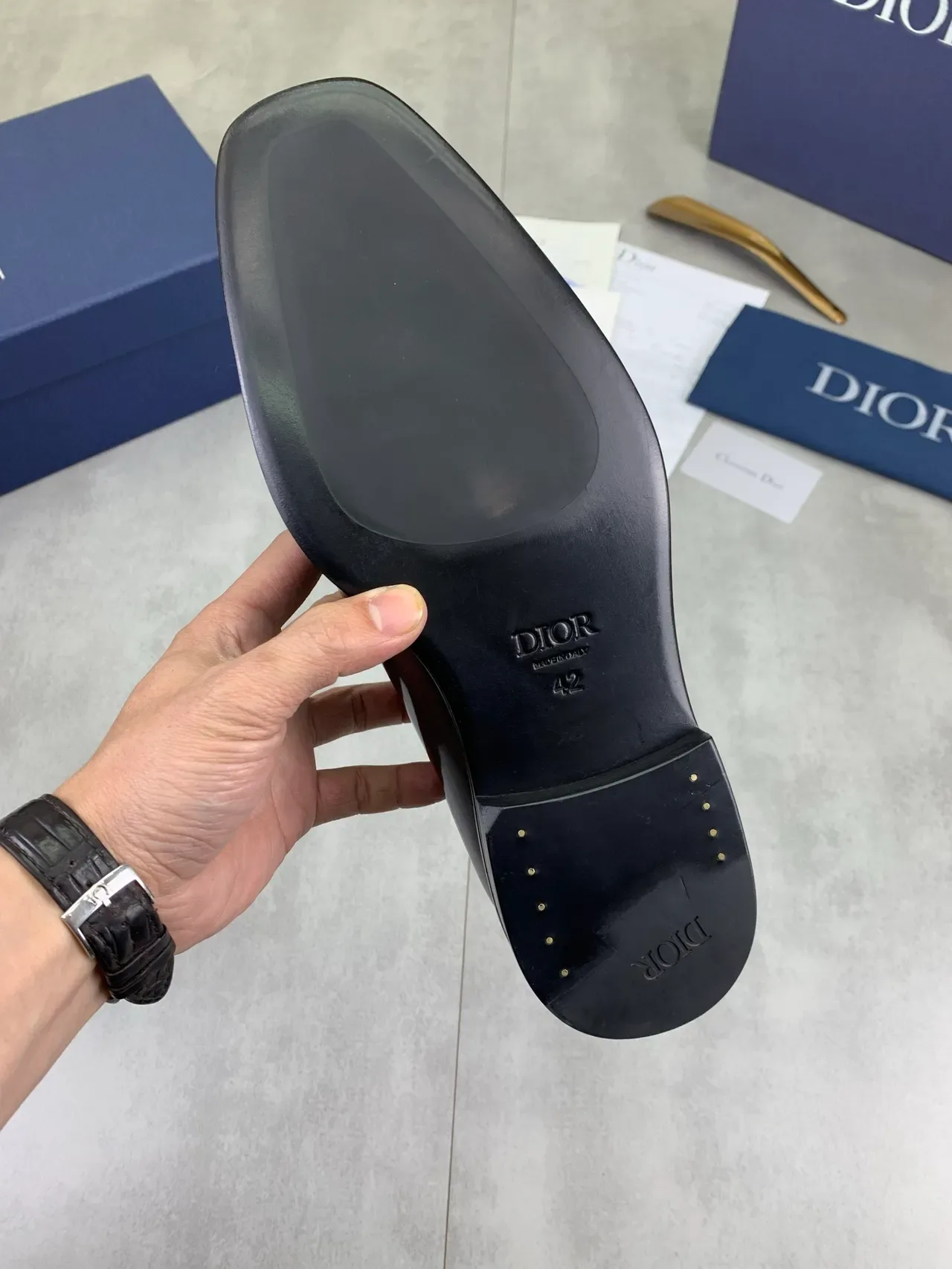 Dior B27 বাদামী হাই-গ্লস প্যাটেন্ট লেদার ক্যাপ-টো অক্সফোর্ড শু 3