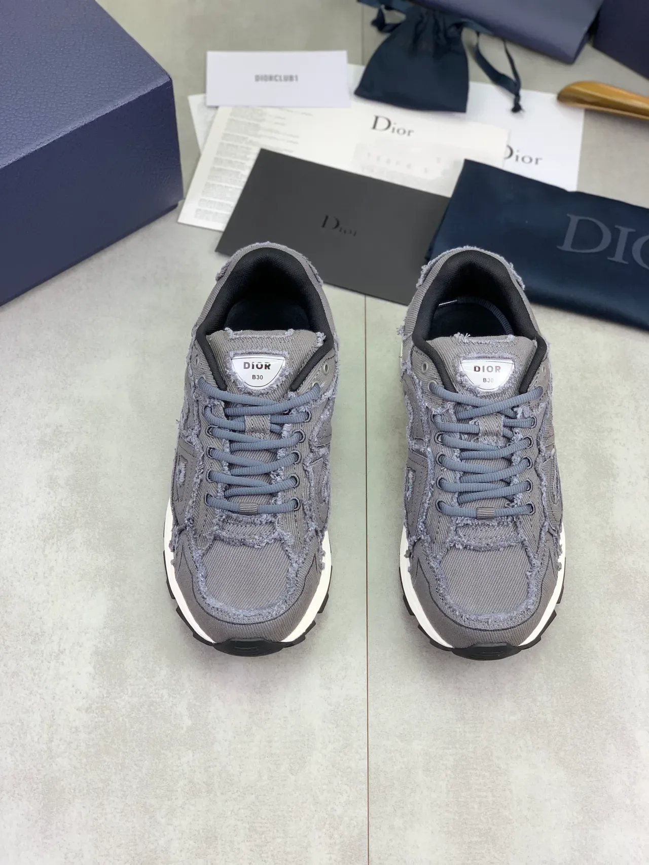 Dior B30 رمادي حافة ممزقة نسيج أحذية رياضية أسلوب حياة 5