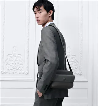 Dior Black Grained Leather Flap-Top Closure Messenger Bag 10
