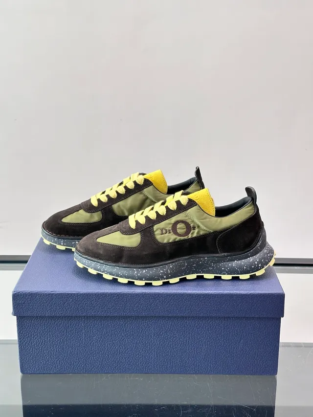 Dior بني أصفر Layered Suede And Nylon Upper Speckled Foam Midsole Chunky Sneakers 5