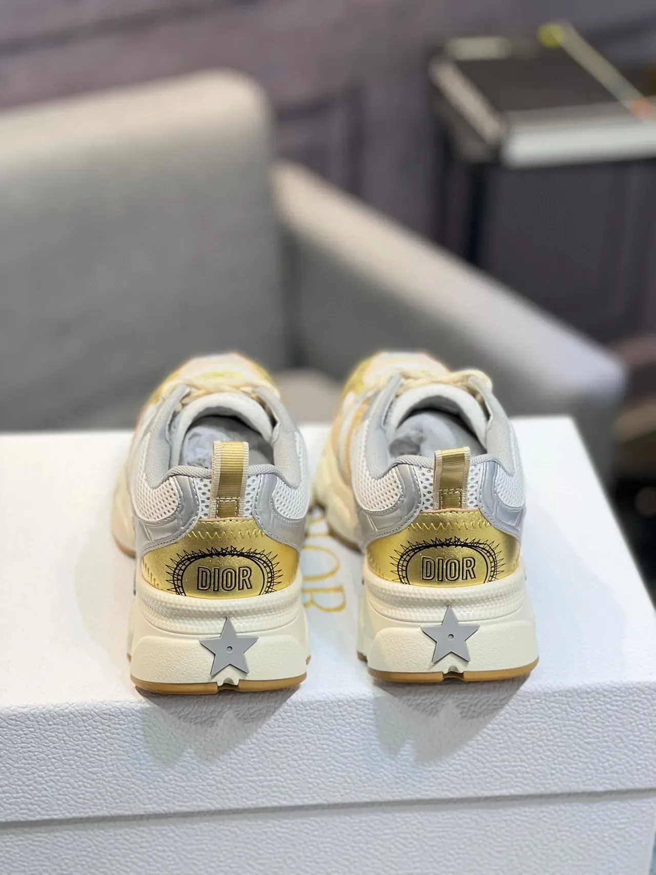 Dior Sneakers Chunky Semelle plateforme doré argent métallique et superpositions 7