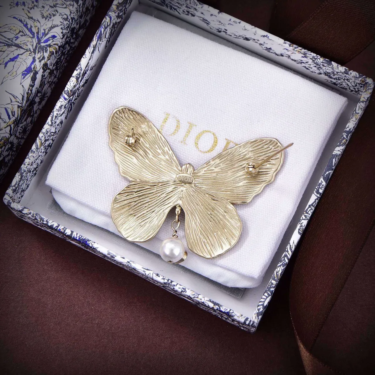 Dior Gold-Tone Butterfly Pearl-Dangle Brooch 6