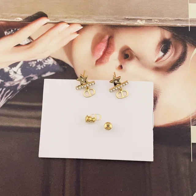 Dior Gold White Star-Shaped Earrings 7
