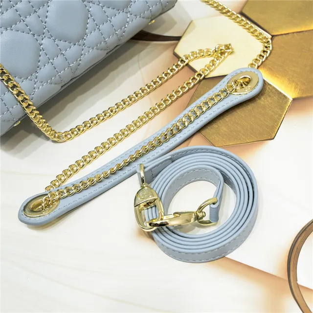 Dior Lady Dior حقيبة يد بيضاء مبطنة كاناج 13
