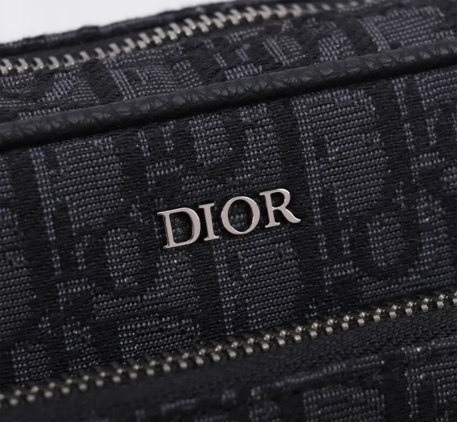 Dior Oblique Sac messager structuré en toile monogram noir 2