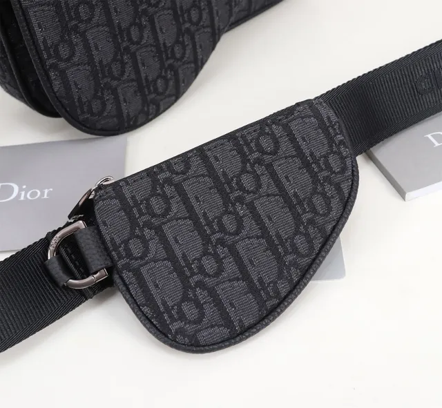Dior Oblique Sac messager structuré en toile monogram noir 6
