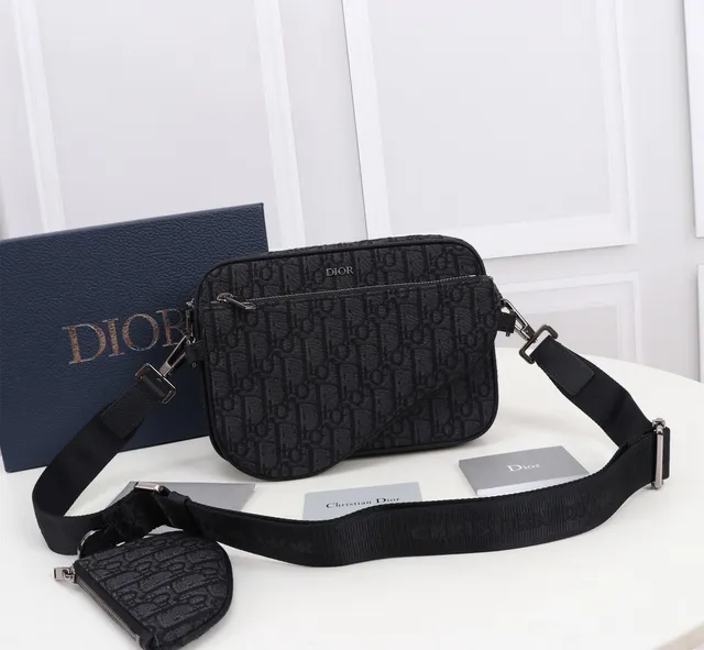 Dior Oblique Sac messager structuré en toile monogram noir 8