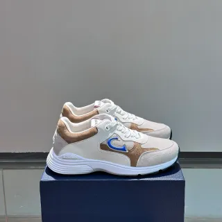 Dior 白色米色 分层网布和麂皮鞋面 雕塑中底 生活方式运动鞋