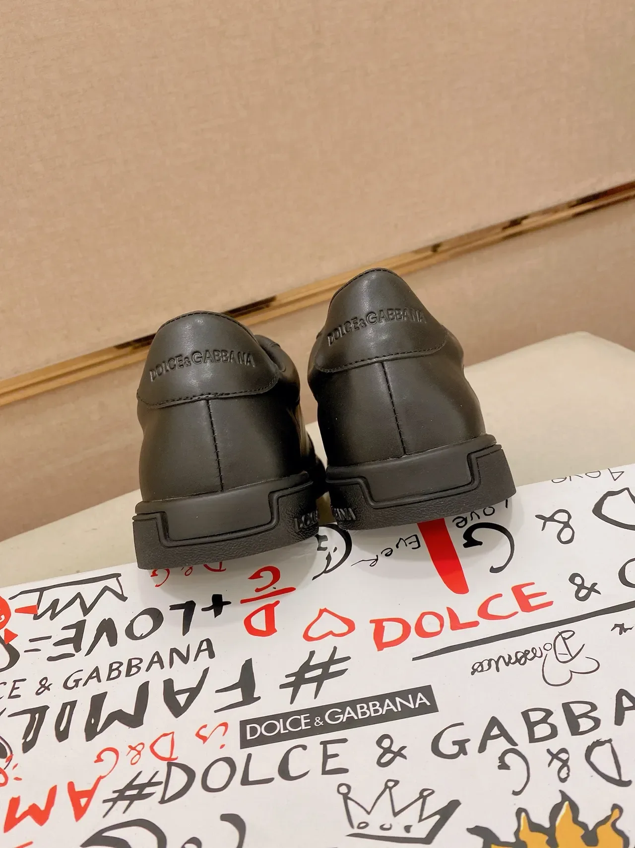 Dolce & Gabbana حذاء أسلوب حياة أسود منخفض العلوي بألواح جلد سويدي 3
