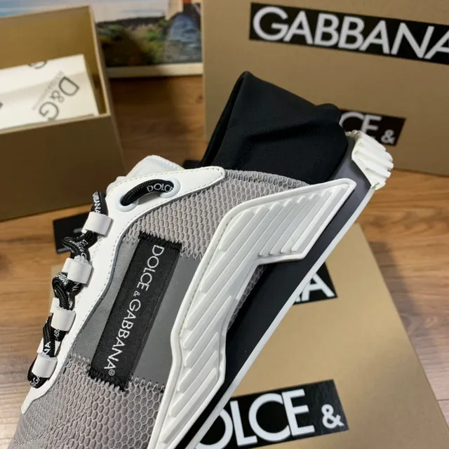 Dolce & Gabbana Gray and White Mesh Lifestyle Sneaker 3