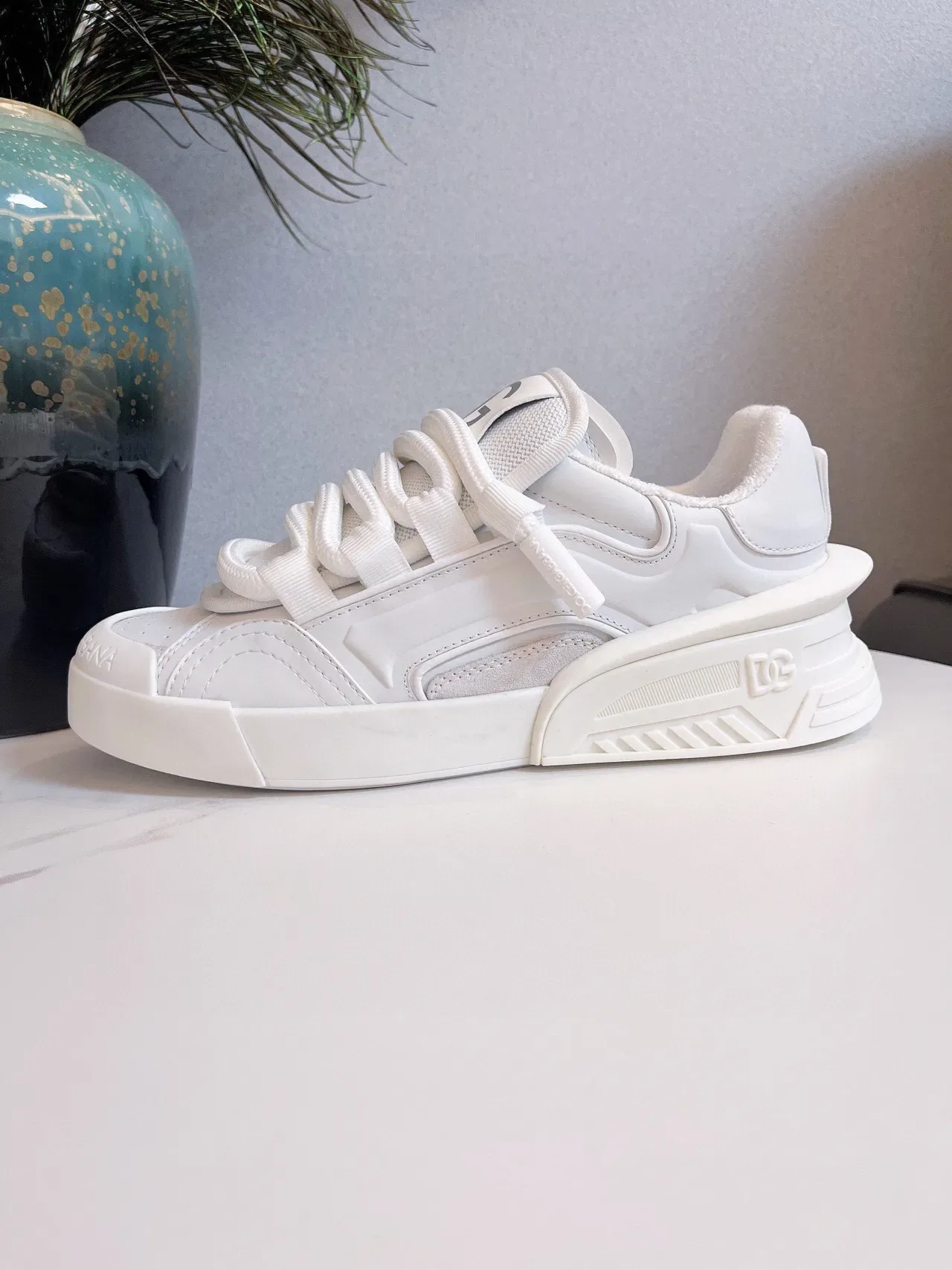 Dolce & Gabbana Tênis Lifestyle Brancos Monocromáticos Sculpted Sola Multicamadas 4