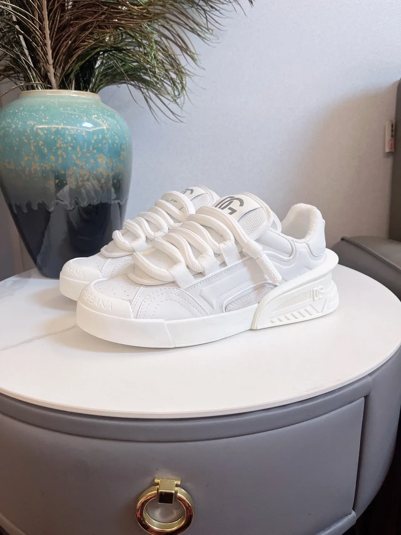 Dolce & Gabbana Tênis Lifestyle Brancos Monocromáticos Sculpted Sola Multicamadas 7