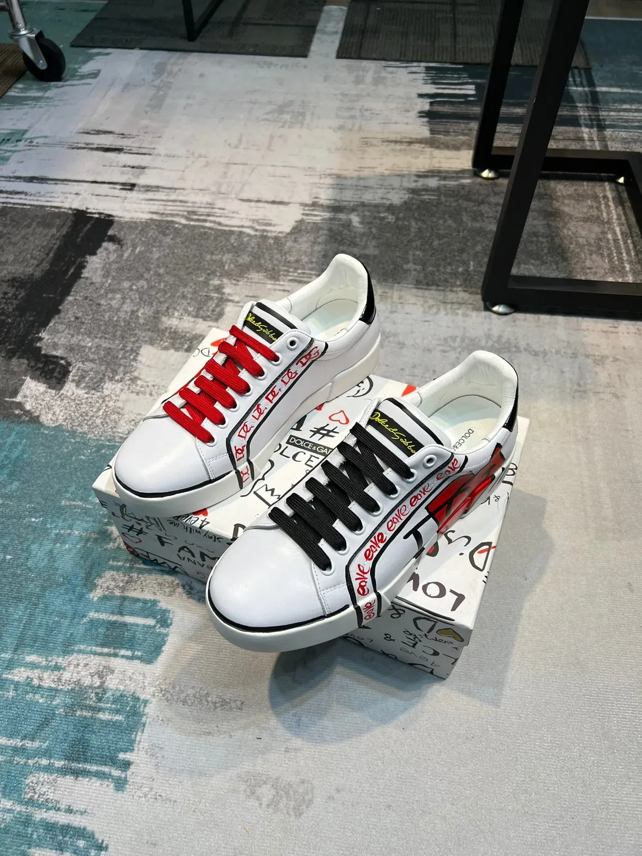 Dolce & Gabbana White Red Graphic-Print Leather Low-Top Sneakers 5